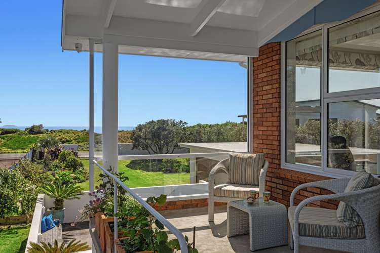 352 Ocean Road Ohope_9