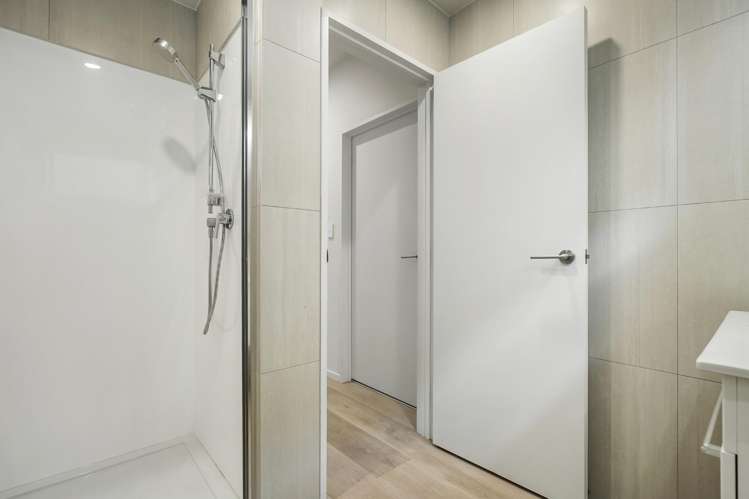 101/36c Greenslade Crescent Northcote_11