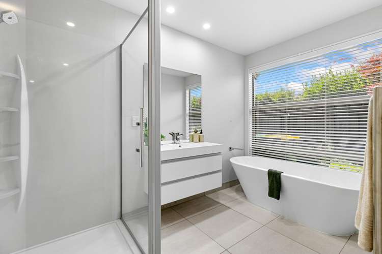 6 Craig Thompson Drive Lincoln_27