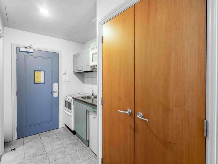 817/22 Nelson Street Auckland Central_3