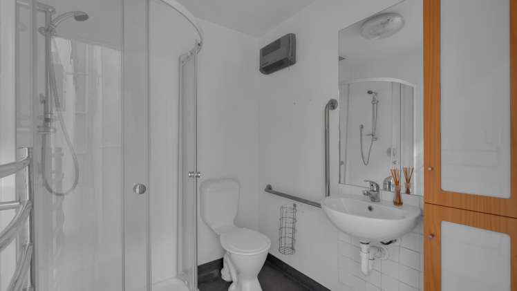 9/18 Taurus Place Bromley_9