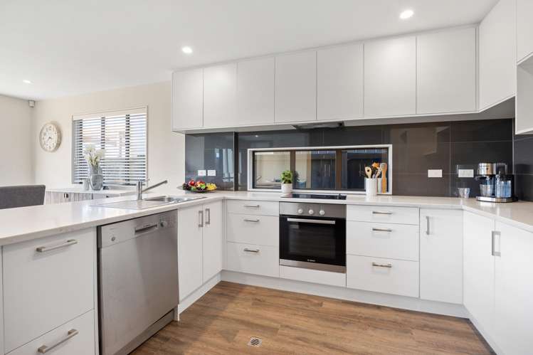 21 Irving Place Hobsonville_3