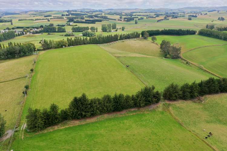 70 Herron Road Waikaka_8