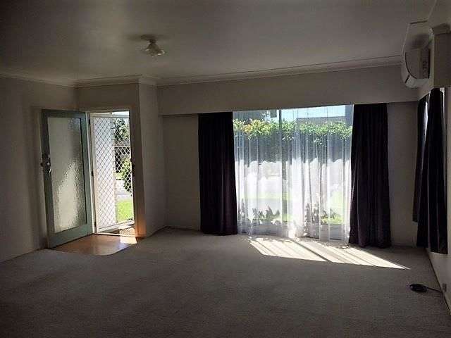 2/16 Prictor Street Papakura_2