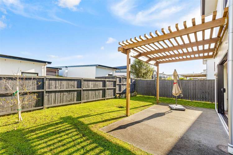 6 Sacred Kingfisher Road Hobsonville_1