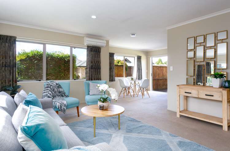 17/2 Grace Avenue_0