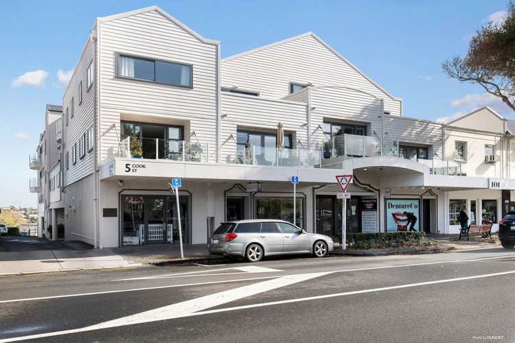 11/5 Cook Street Howick_9