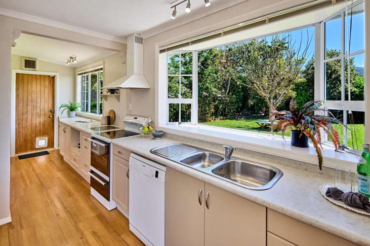 15 Palmer Crescent Silverstream_7