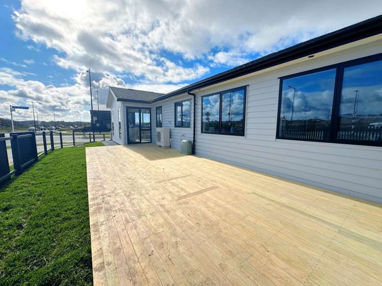 129 Argent Lane Wainui_17
