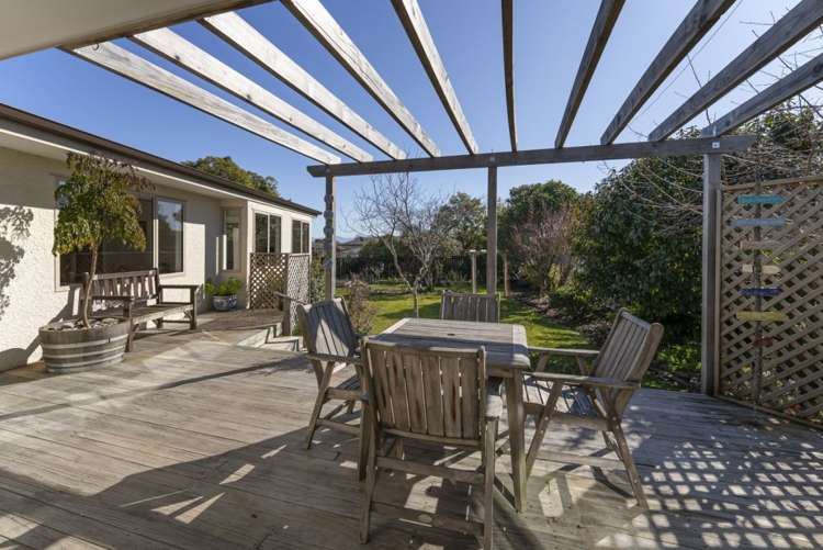 18 Reeves Street Stoke_16