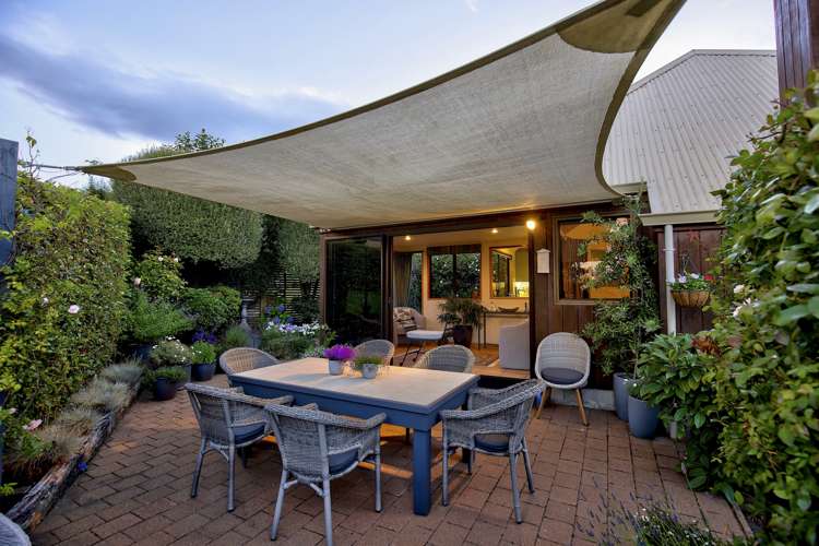 436 Peninsula Road Kelvin Heights_10