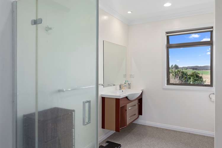 95 Aerodrome Road Thornton_17