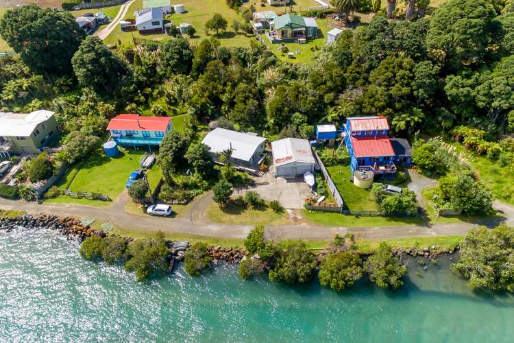 22 Koutu Beach Road Opononi_23