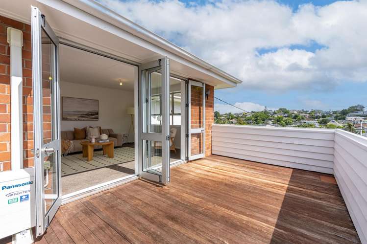 1 Phillip Parade Forrest Hill_16