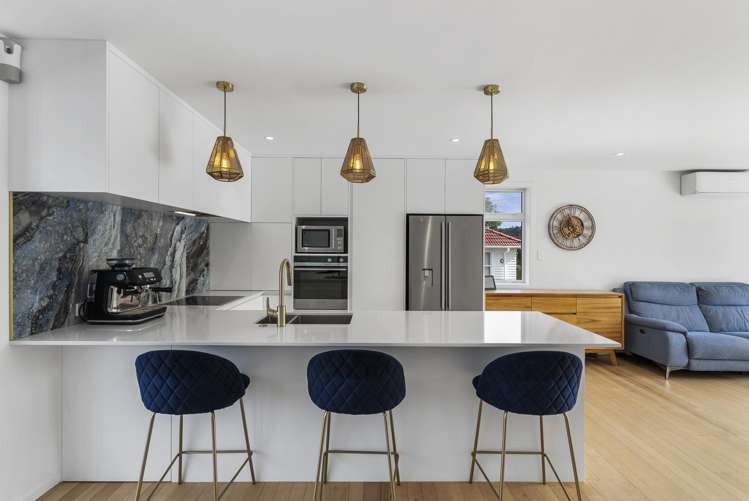 35 Chippendale Crescent Birkdale_9