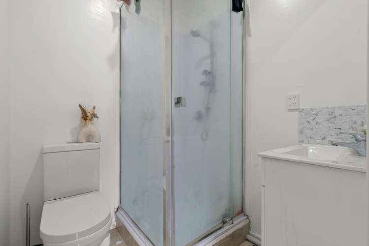 2/34 Landon Avenue Mangere East_19