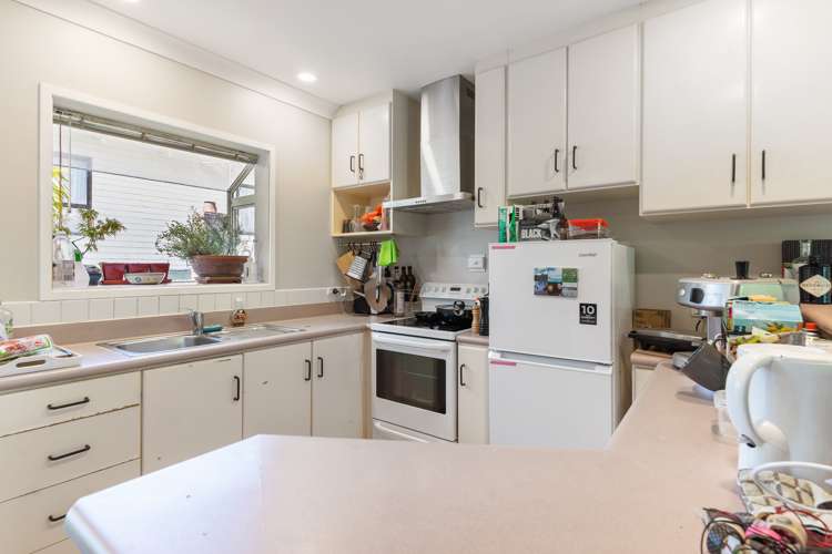 3/189 Landscape Road Mount Eden_5