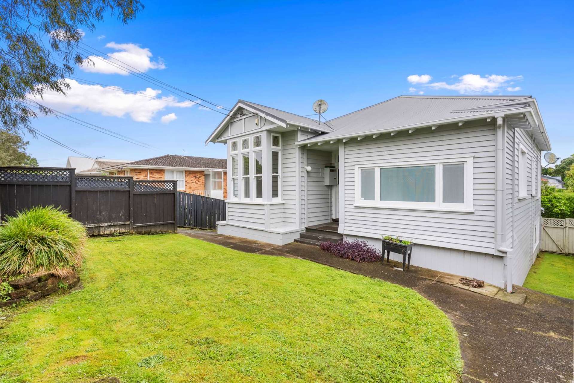 17 Kensington Avenue Mt Eden_0