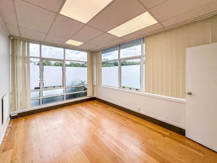 D/129 Onewa Road Northcote_6