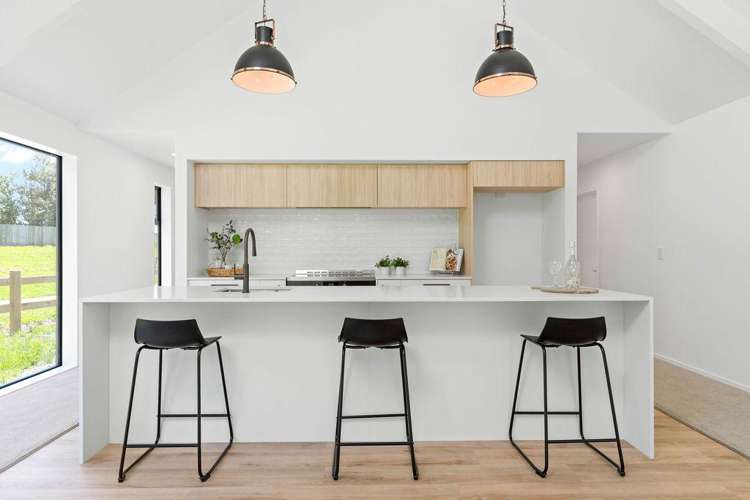 8 Molly Place Southbridge_2