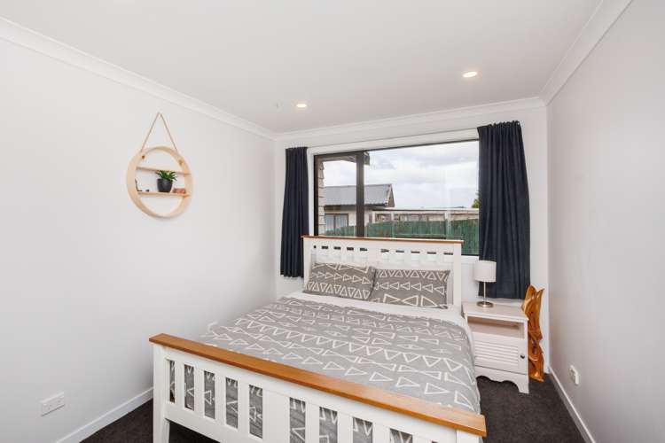 24 Heatherlea Heights Feilding_9