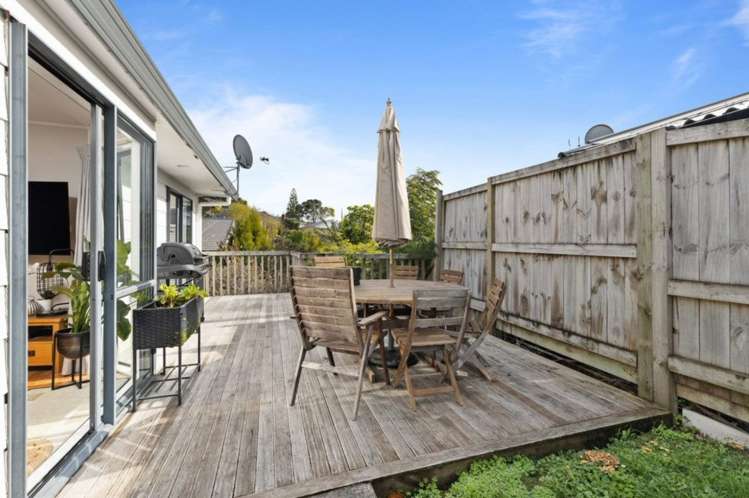 19 Matipo Road Te Atatu Peninsula_16