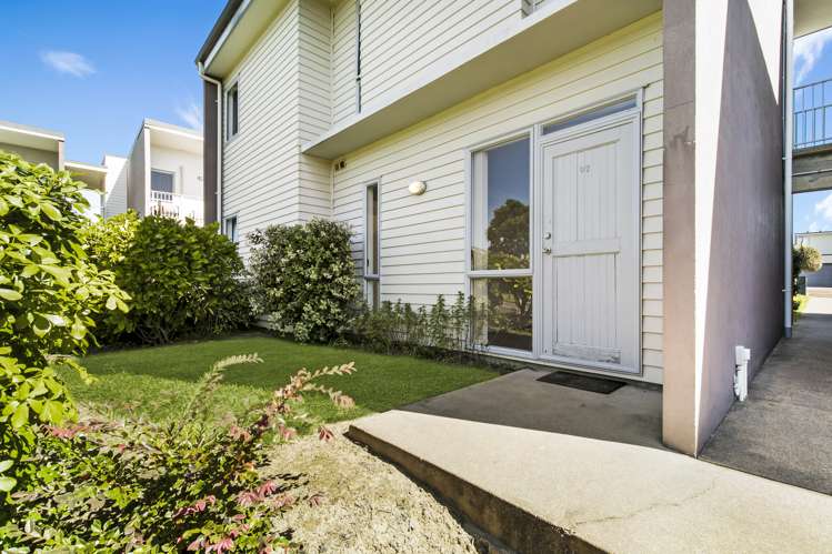 97/7 Kelvin Hart Drive East Tamaki_12