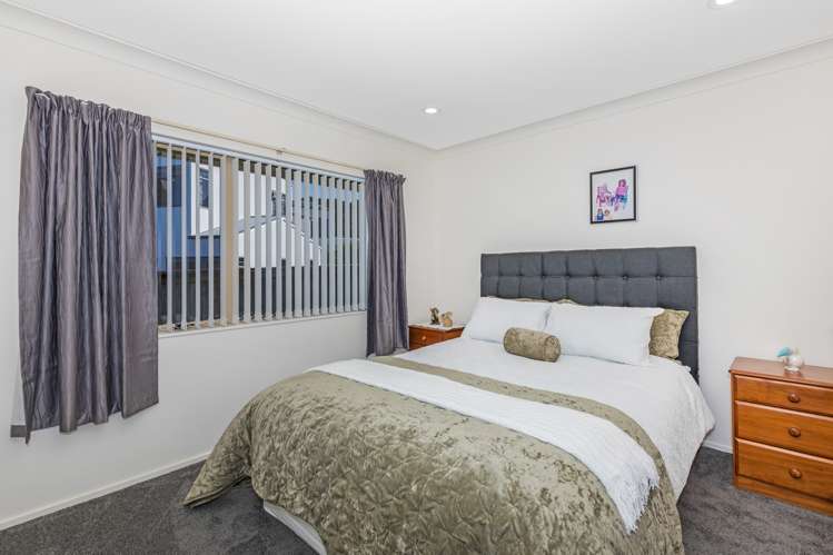 1 Birkinshaw Grove Riverstone Terraces_20