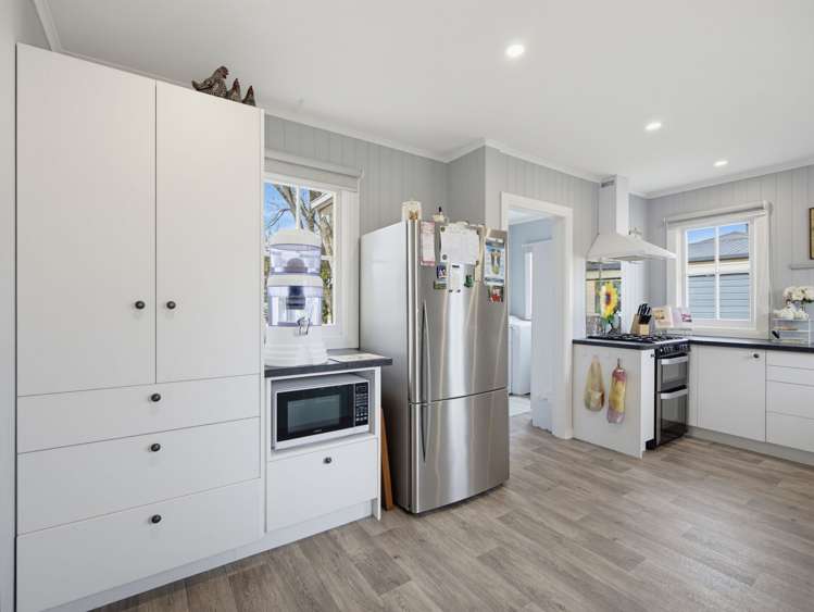 56 Awamoa Road_2
