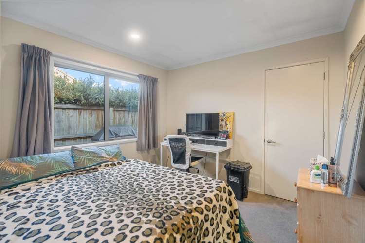 39 Faringdon Boulevard Rolleston_14