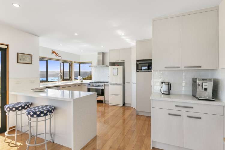 20 Imran Terrace Khandallah_5