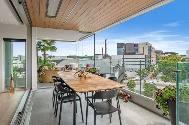 4A/66 Oxford Terrace Christchurch Central_8