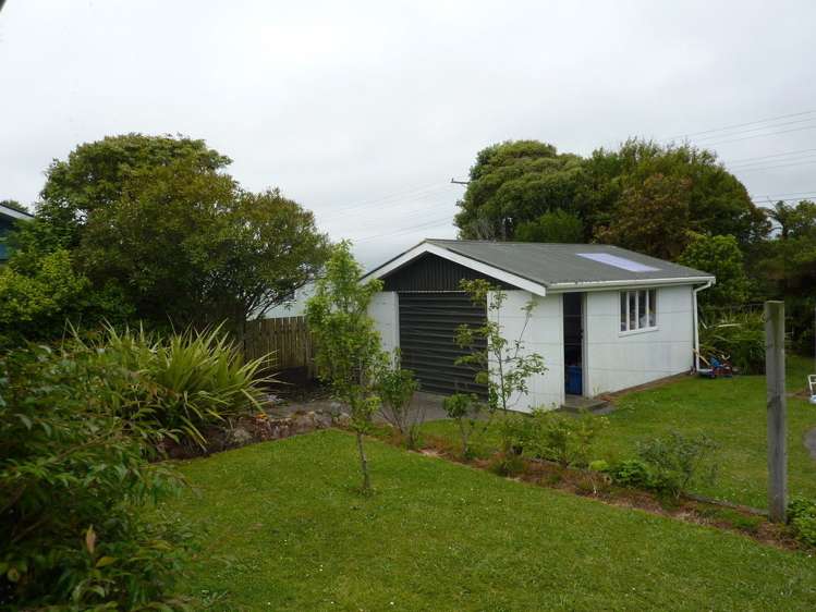 23 Ngahue Crescent Carters Beach_16