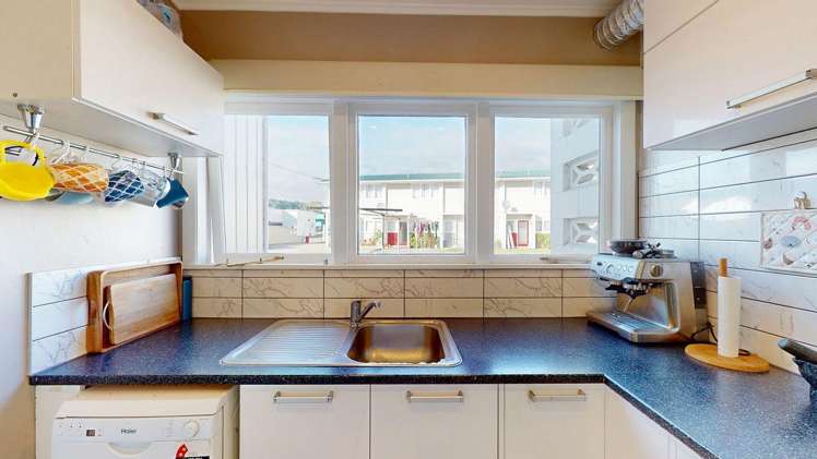 2/6 Keys Street 11306_5
