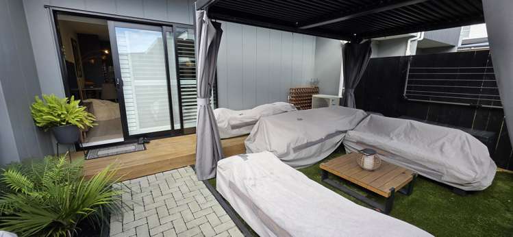 1/1 Holland Avenue Point England_14