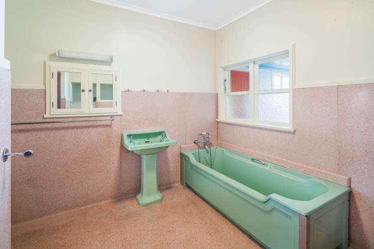 18 Cavendish Square Strathmore Park_13