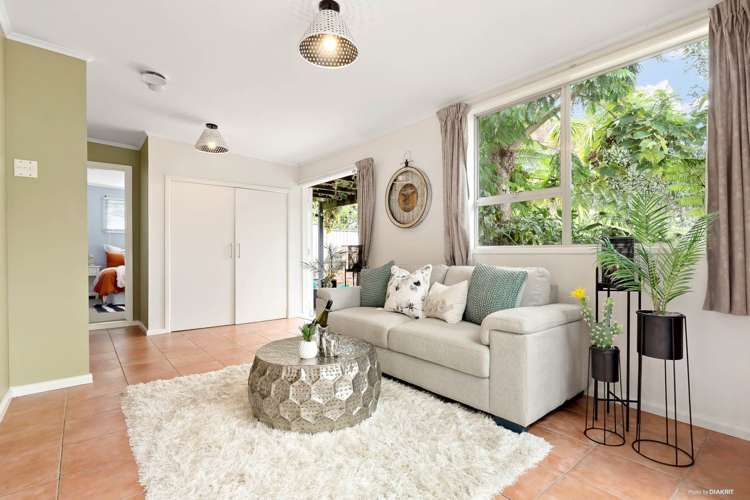 83 Atkinson Road Titirangi_15