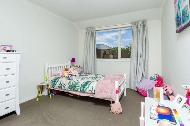 6 Mary Newton Place Brightwater_10