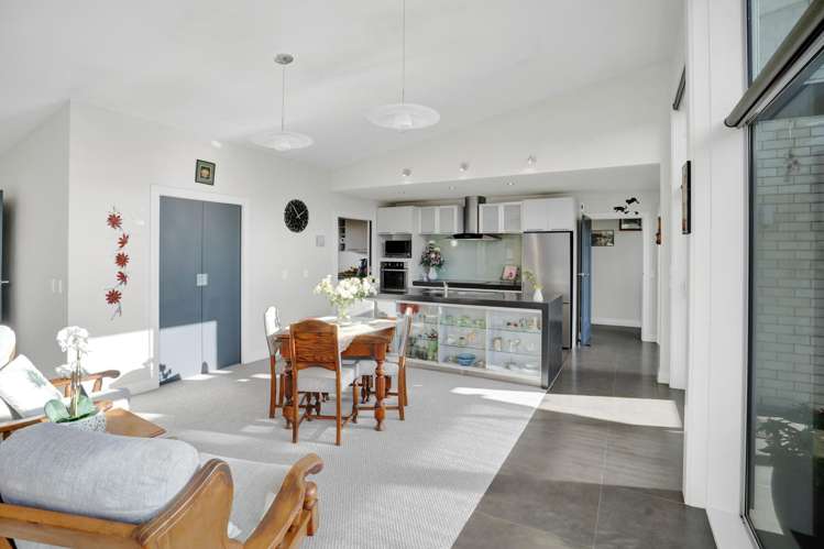 12d Takiroa Street Urenui_19