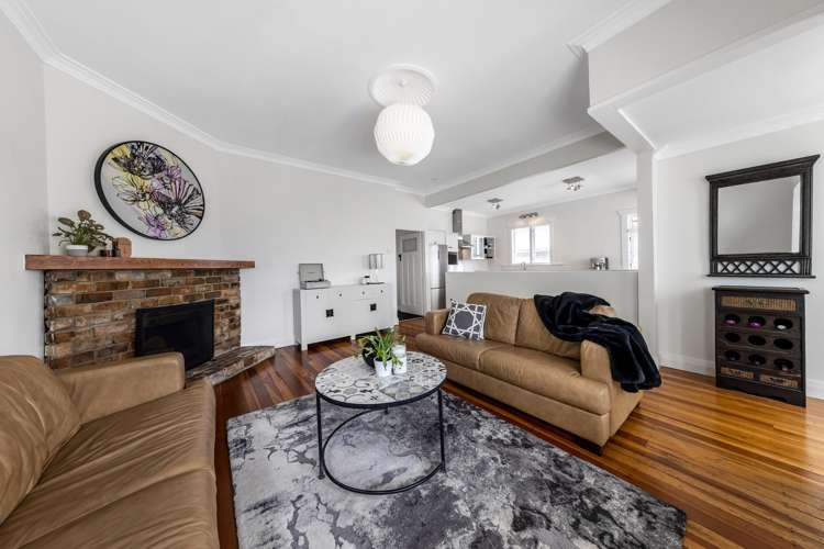 118 Shackleton Road Mount Eden Auckland City Houses for Sale