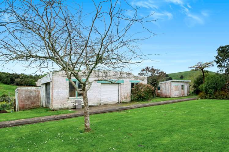 3 Hurndall Street East Maungaturoto_41