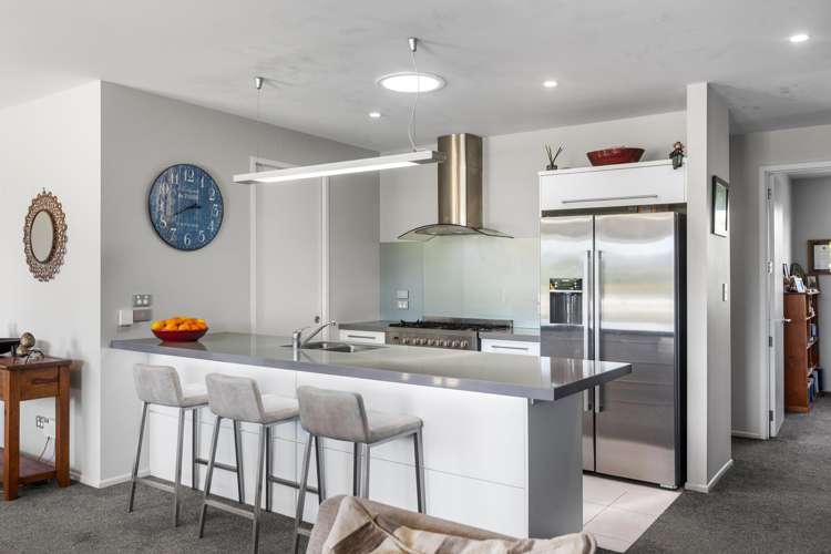 29 Royal Ascot Drive Papamoa_8