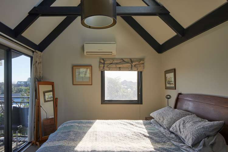 109 Rocking Horse Road Southshore_19