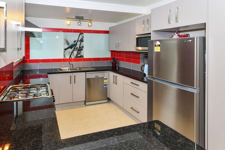 3 Mataura Place Clover Park_10