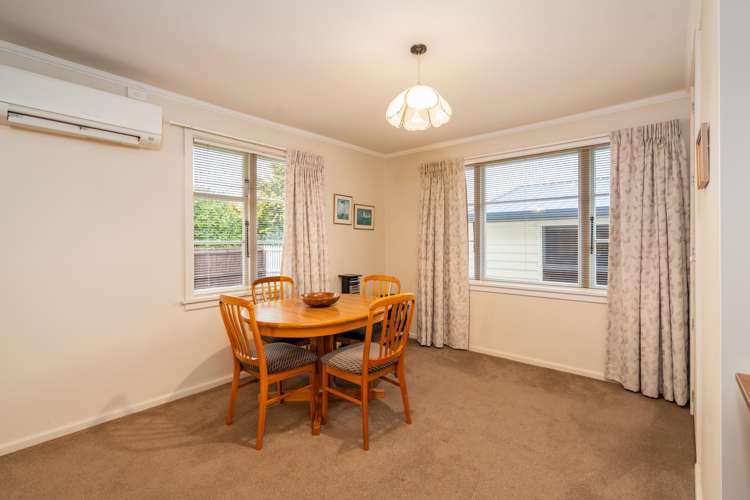 81 Blighs Road Bryndwr_3