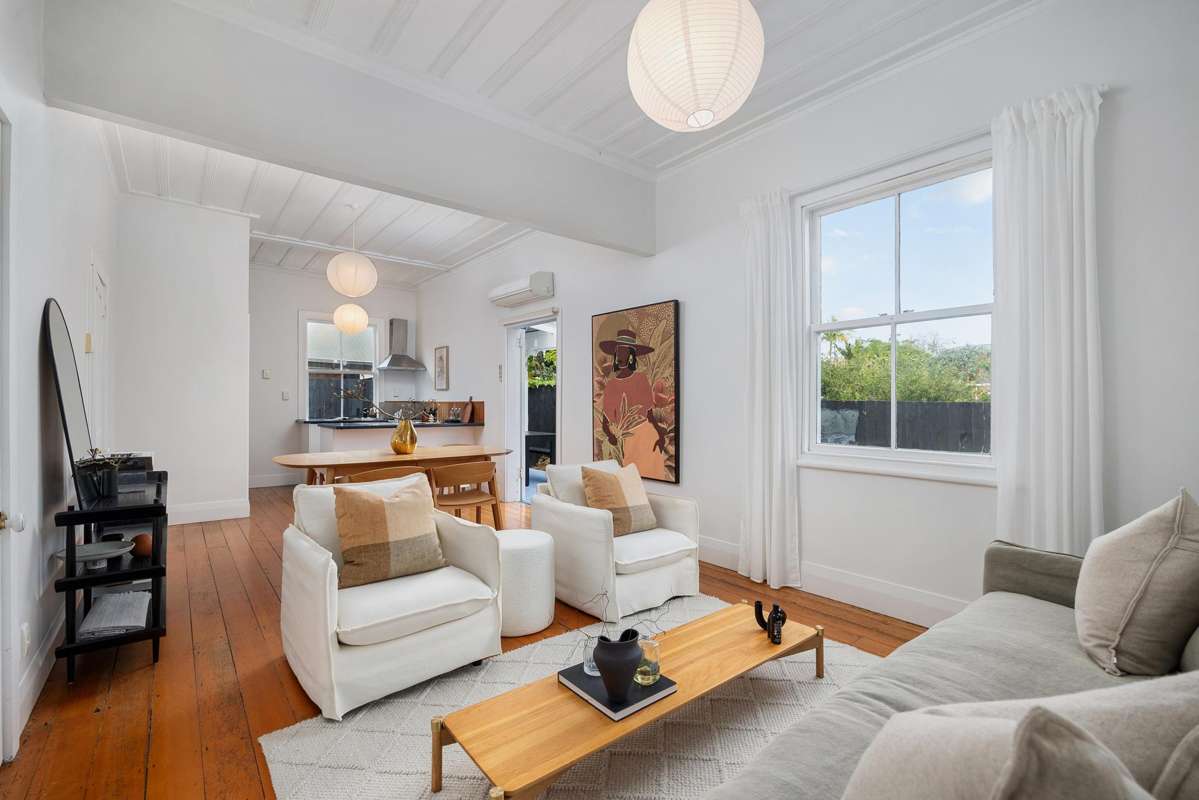 2/13 Tasman Avenue_2