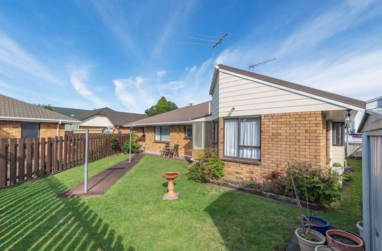 2/1 Nelson Street Papakura_3