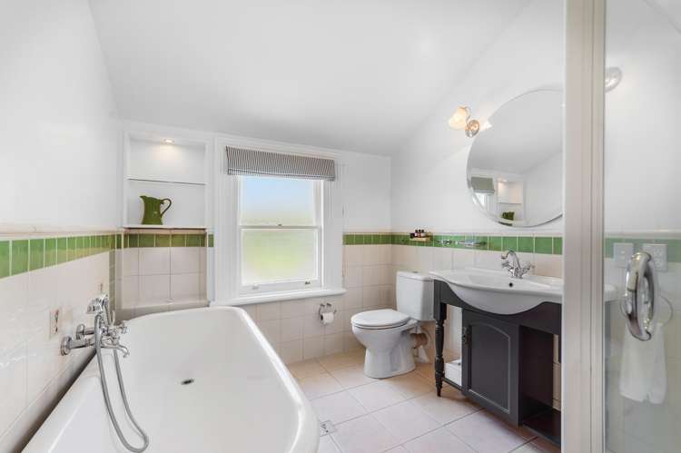 172 Blighs Road Strowan_30