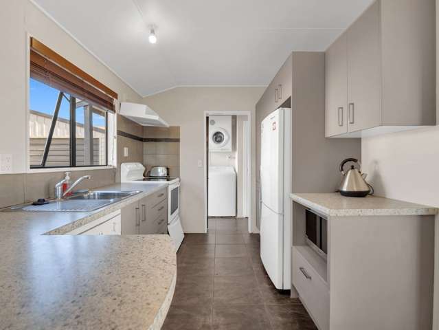 7A Thomson Avenue Dinsdale_3