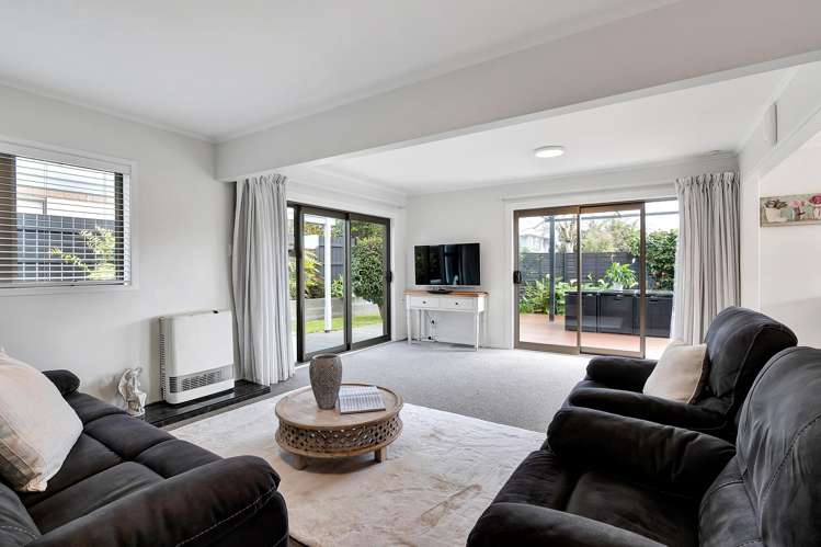 11 Leatham Avenue Strandon_6